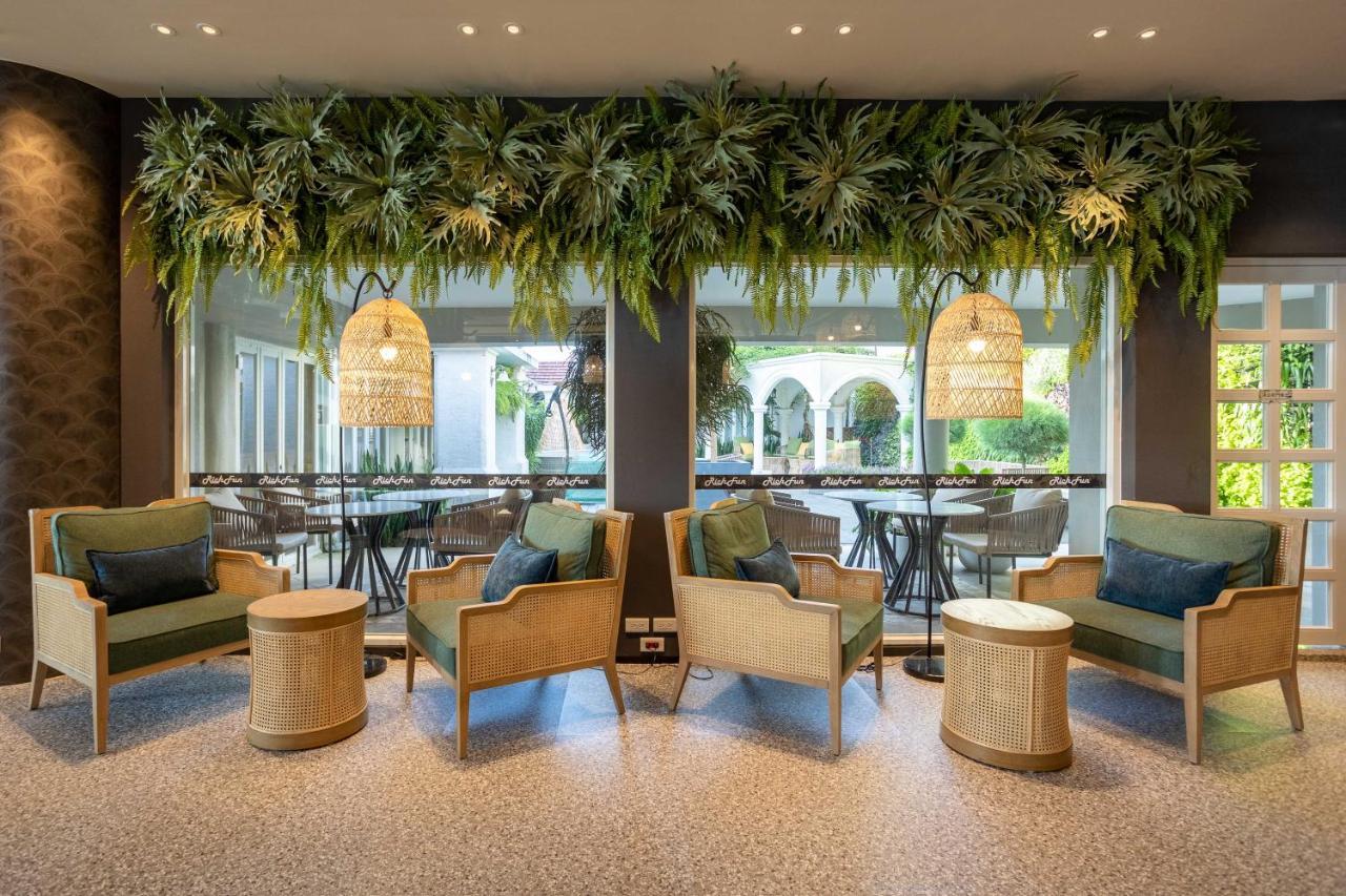 Hualien Farglory Hotel Yanliau Экстерьер фото The interior of the hotel