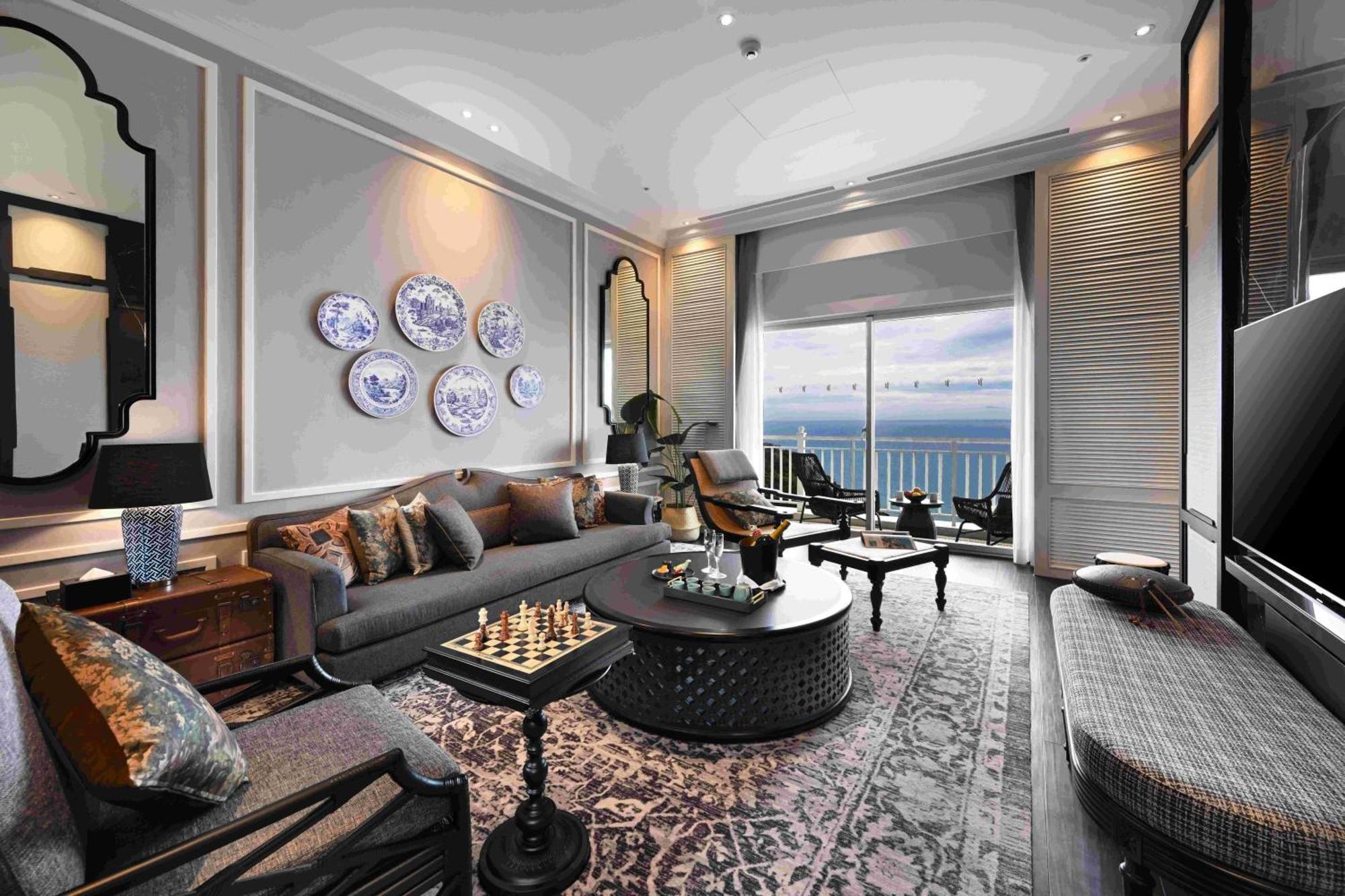 Hualien Farglory Hotel Yanliau Экстерьер фото The living room of a suite at The Oberoi, Mumbai
